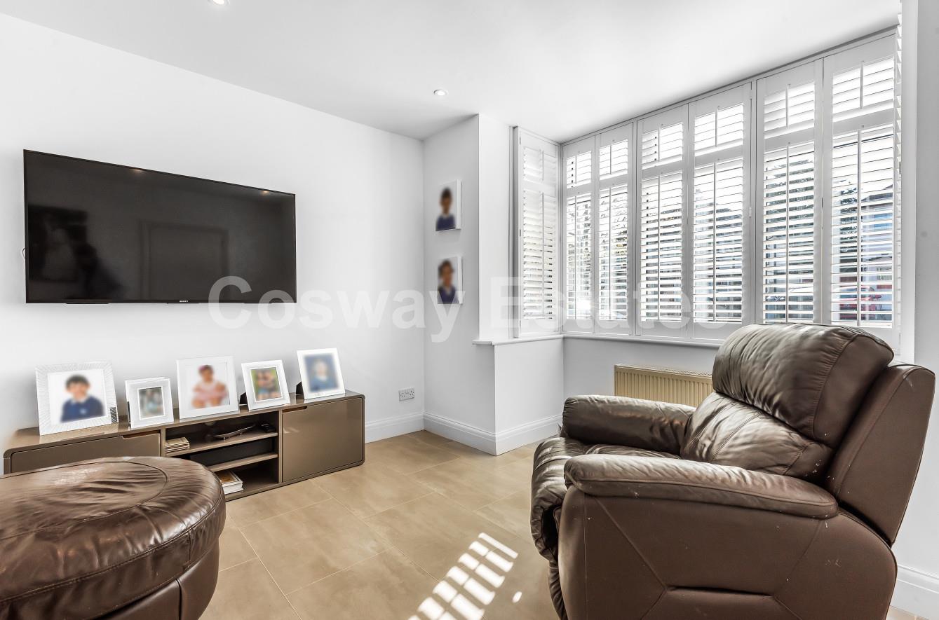 Stanway Gardens, Edgware